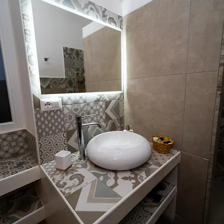 Apulia Concept 3* לצ'ה